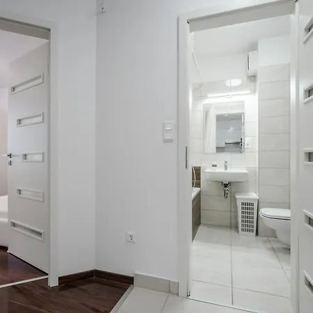 Viola Apartment - Free Parking And Balcony Boedapest Buitenkant foto