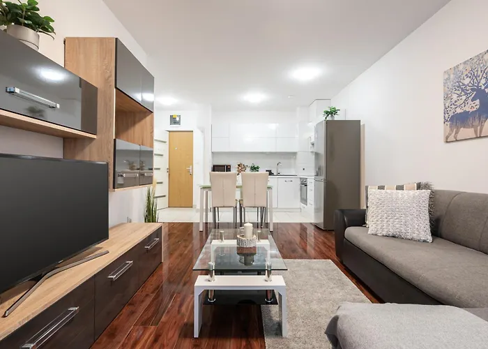 Viola Apartment - Free Parking And Balcony