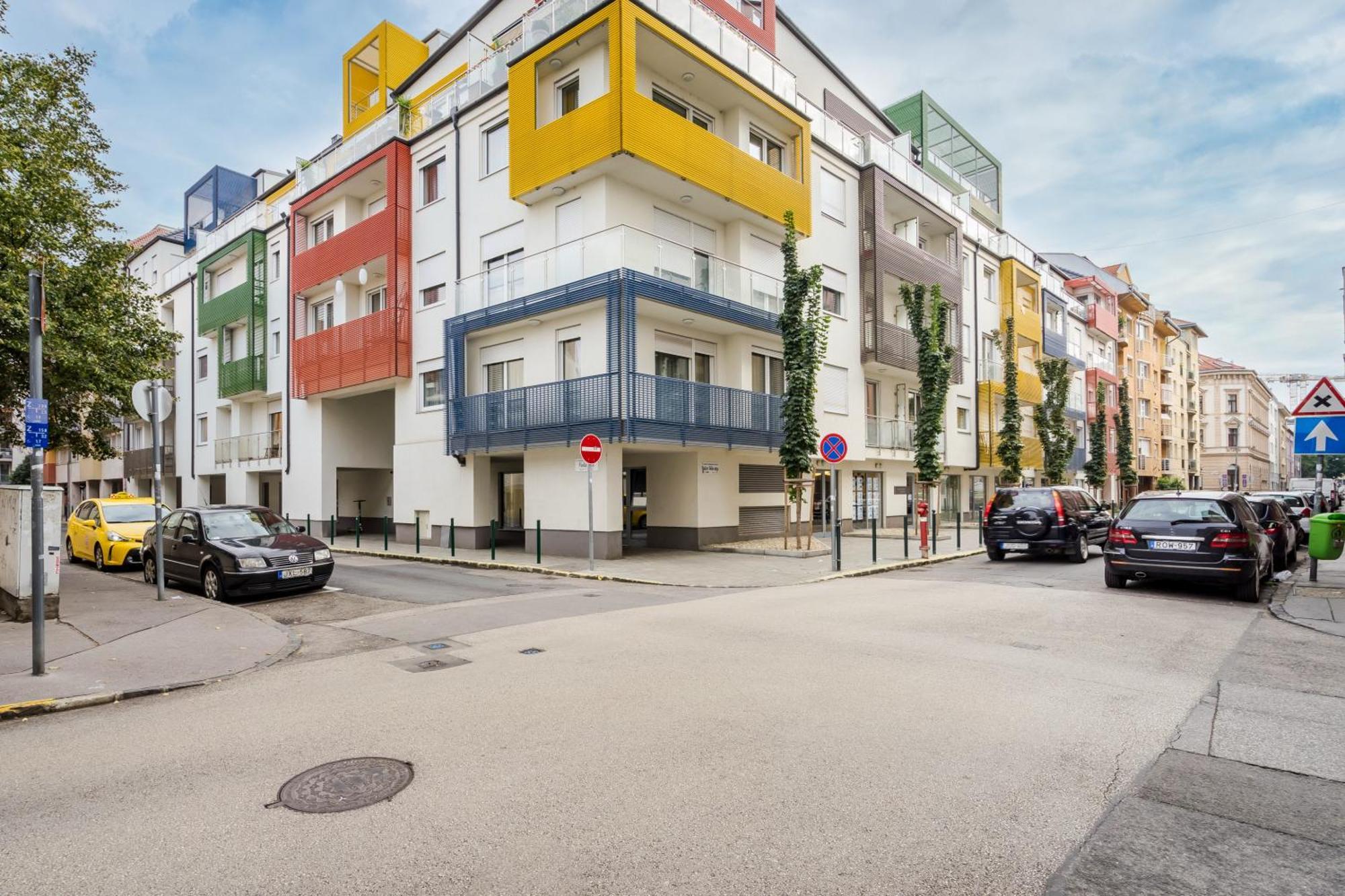 Viola - Free Parking And Balcony Apartament